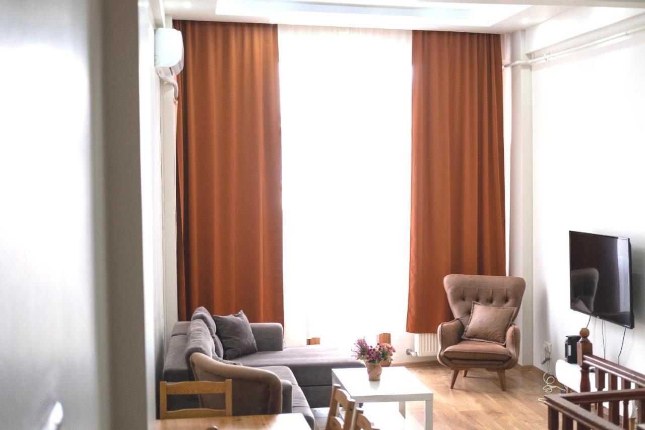 Garden Duplex With Netflix Close To Taksim,Bomonti Apartment Istanbul Exterior photo