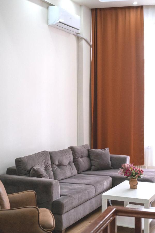 Garden Duplex With Netflix Close To Taksim,Bomonti Apartment Istanbul Exterior photo